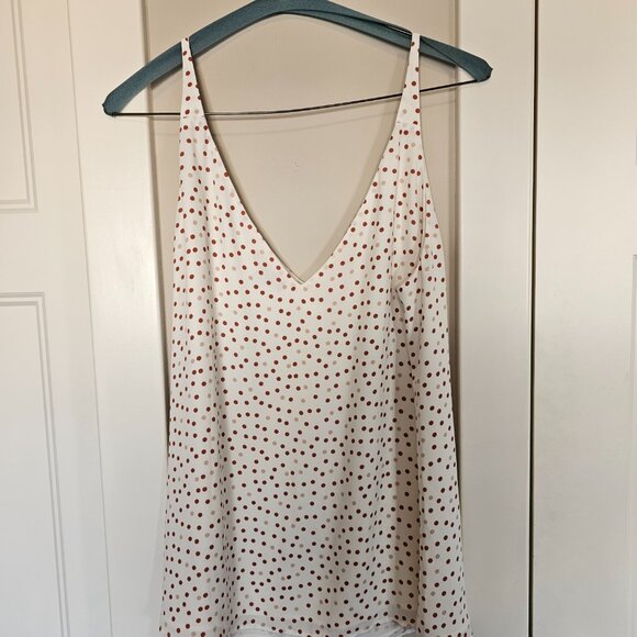 RW&CO - dressy flowy tank top size Large - Picture 3 of 4